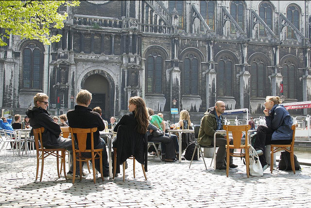 Moving to Belgium - Sunshine in Brussels by Quarsan (Flickr)