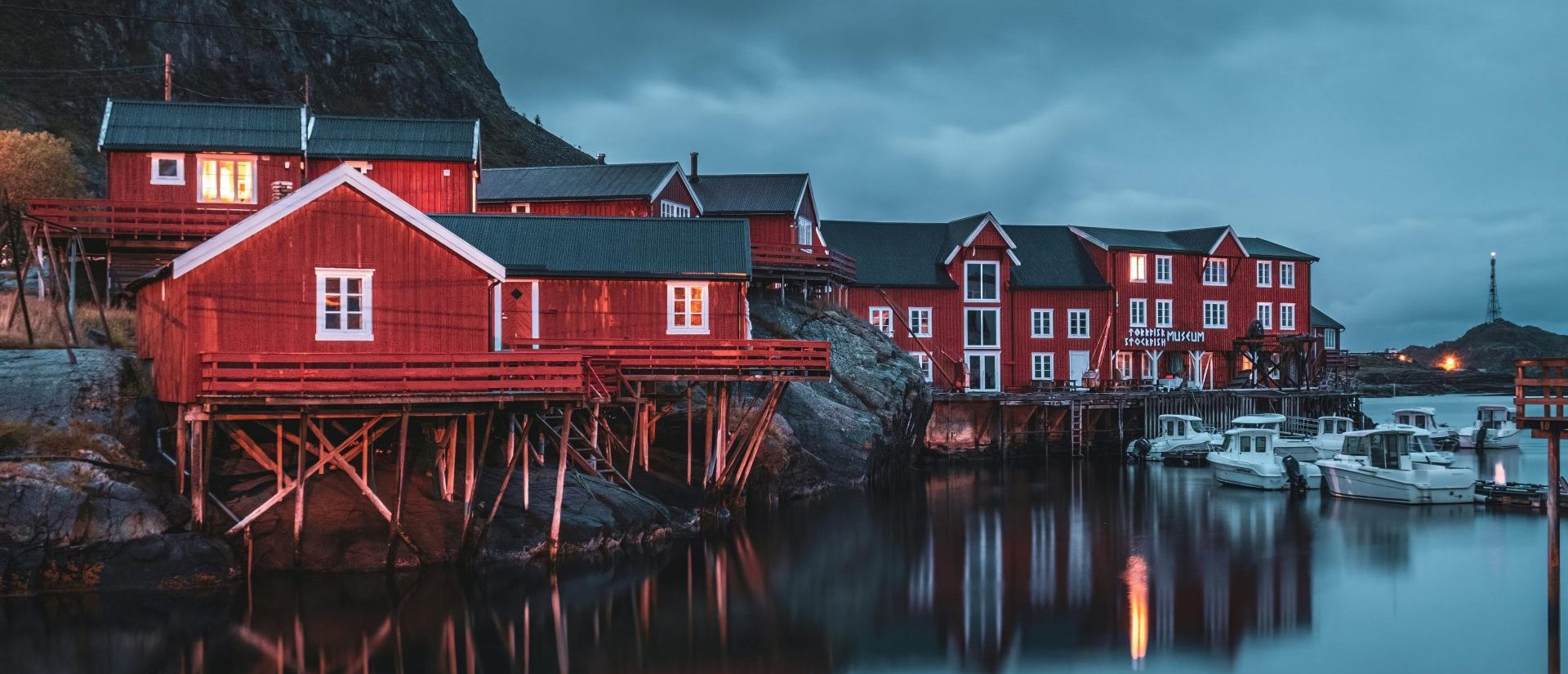 Can You Live in the Lofoten Islands? A Comprehensive Guide